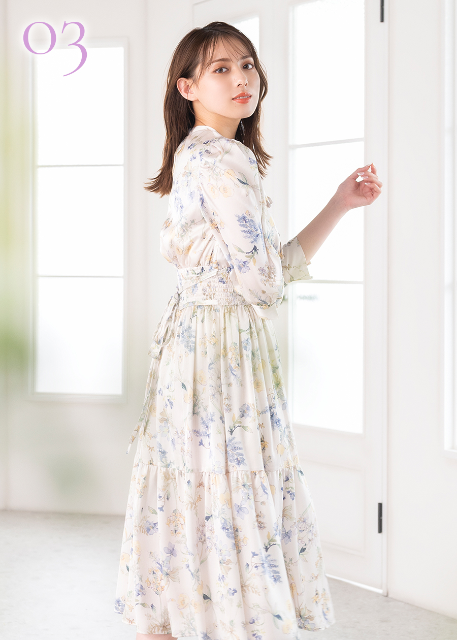 デイリーユースに着られる、今季注目のボタニカルフラワー。